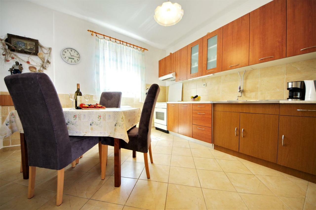 Apartman Olive Garden 扎达尔 外观 照片