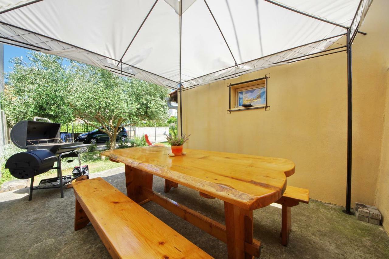 Apartman Olive Garden 扎达尔 外观 照片