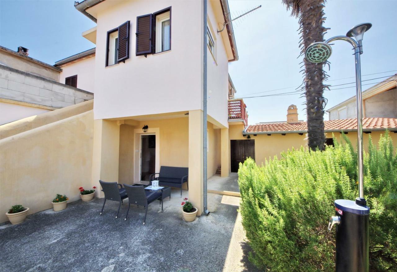 Apartman Olive Garden 扎达尔 外观 照片