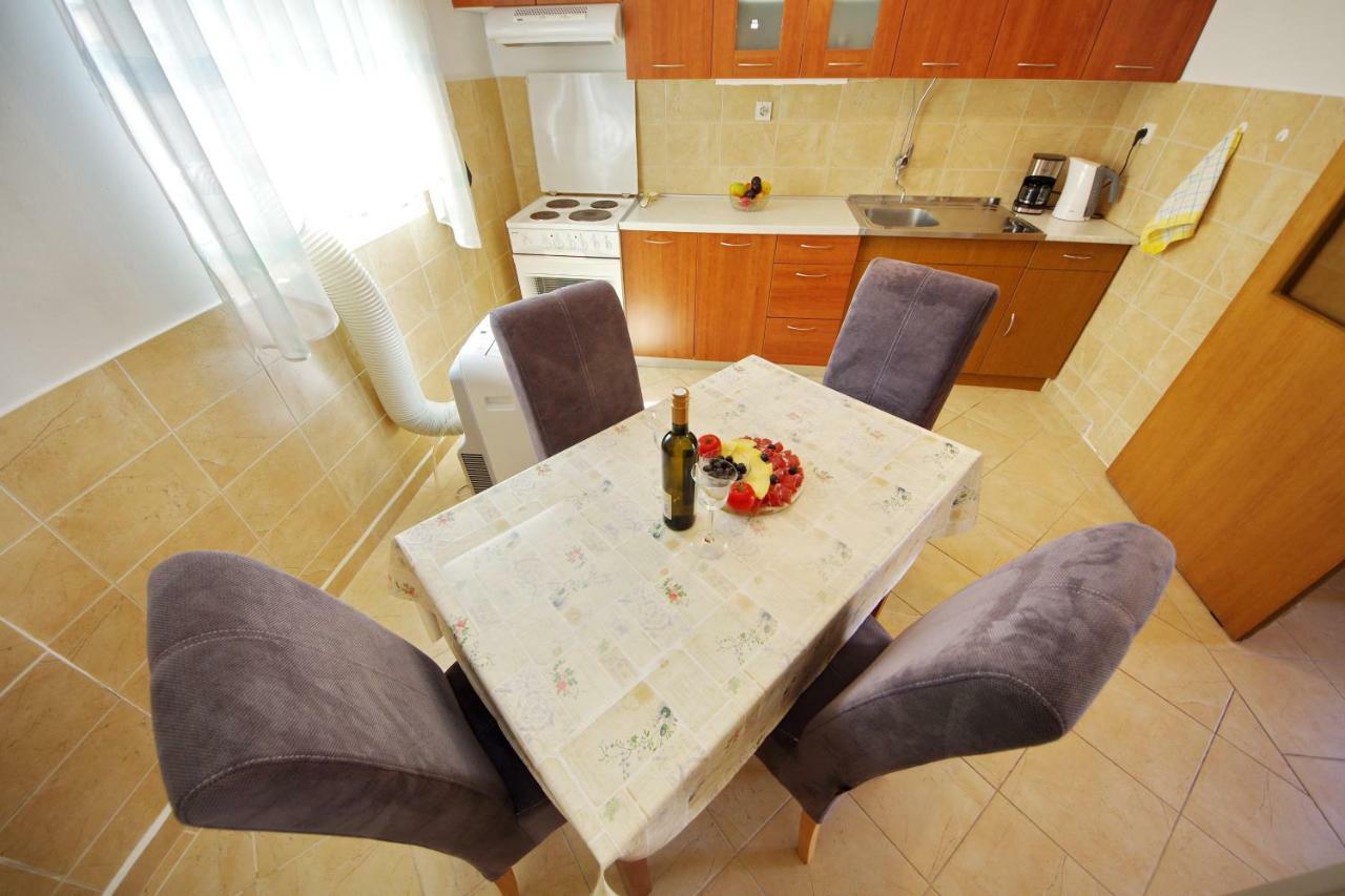 Apartman Olive Garden 扎达尔 外观 照片